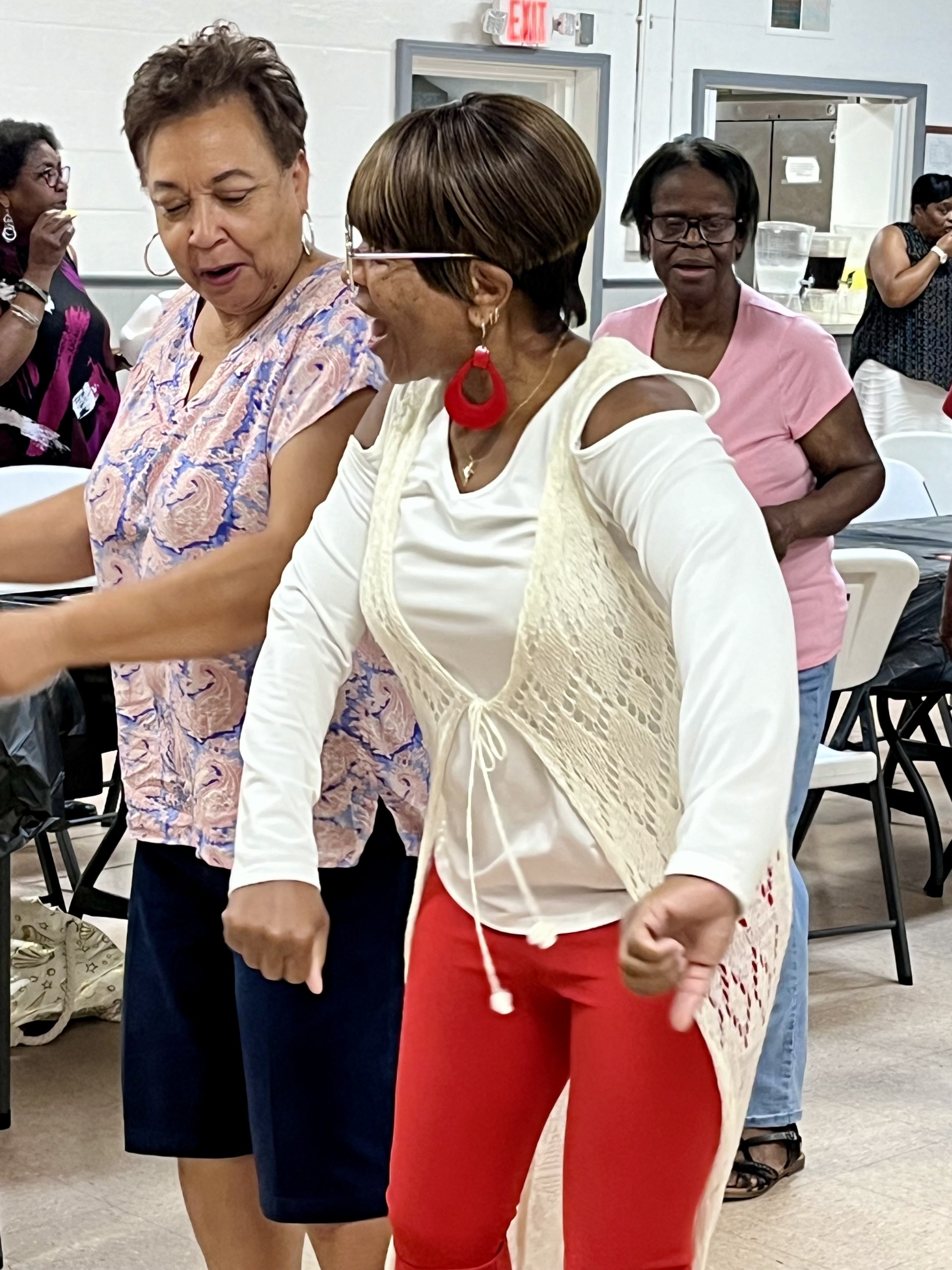 Boogie down! Pine Acres Friendship Cafe was a lively spot for their 50th Anniversary celebration!